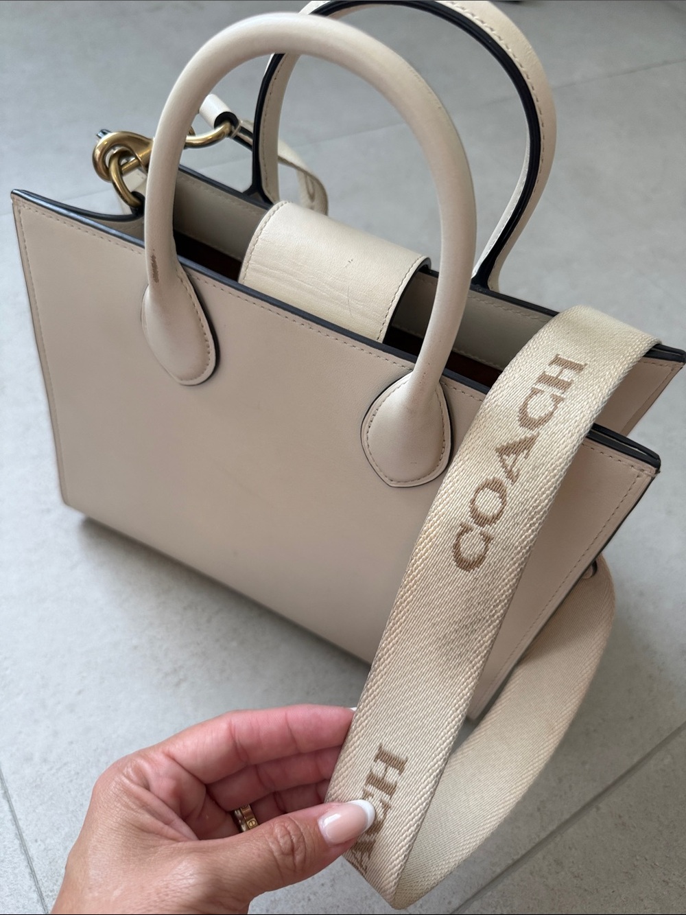 COACH Cream Leather Top-Handle Satchel with Logo and Signature Crossbody Strap - Picture 13 of 14